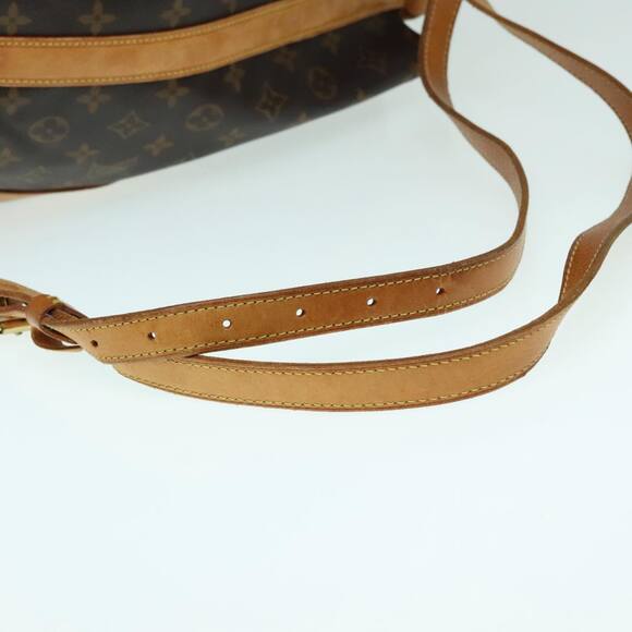 LOUIS VUITTON Monogram Randonnee PM Shoulder Bag M42243 - Picture 9 of 16